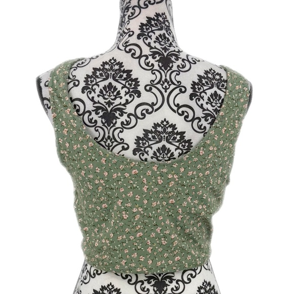 Iris Green Floral Ruched Crop Top Button Front Tank with Adjustable Ties - Picture 7 of 13